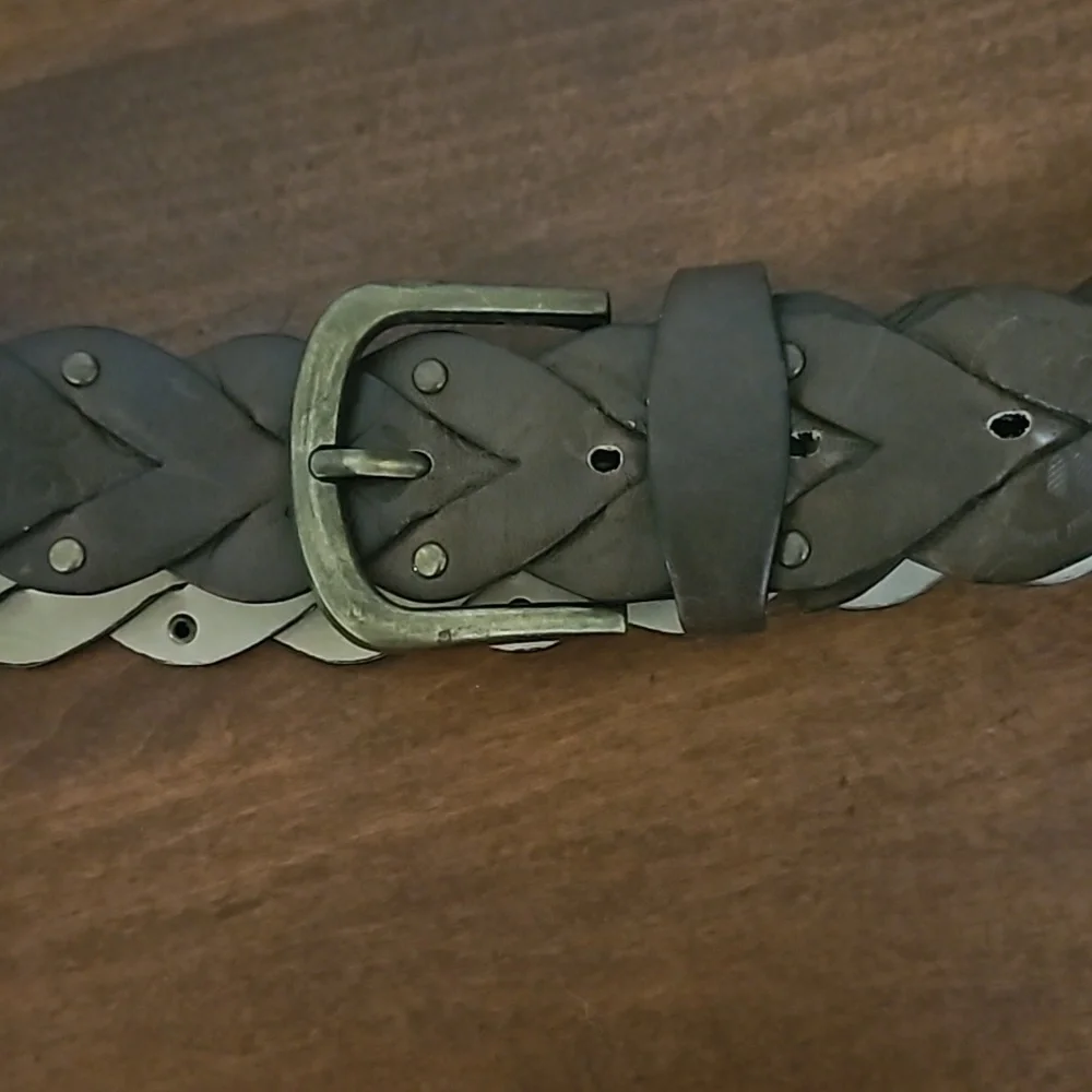 VTG Brown Faux Leather Embossed Woven Belt
